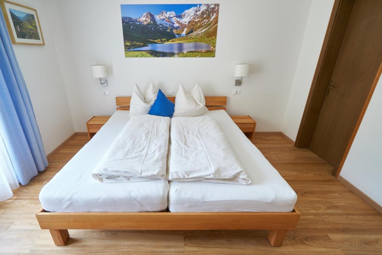 Privatpension Bergkristall San Martino In Passiria  Extérieur photo