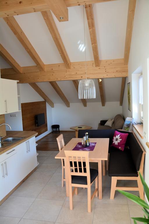 Privatpension Bergkristall San Martino In Passiria  Extérieur photo