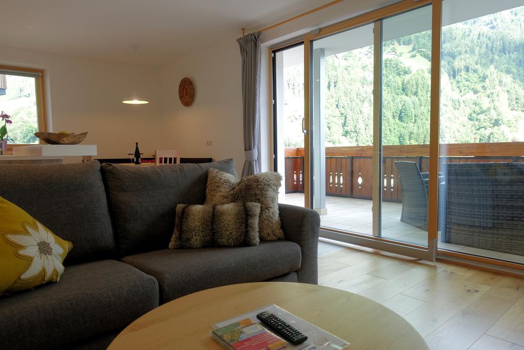 Privatpension Bergkristall San Martino In Passiria  Extérieur photo